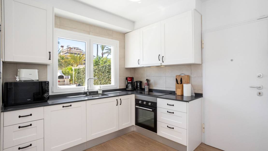 Sale - Villa - Orihuela - Playa Flamenca