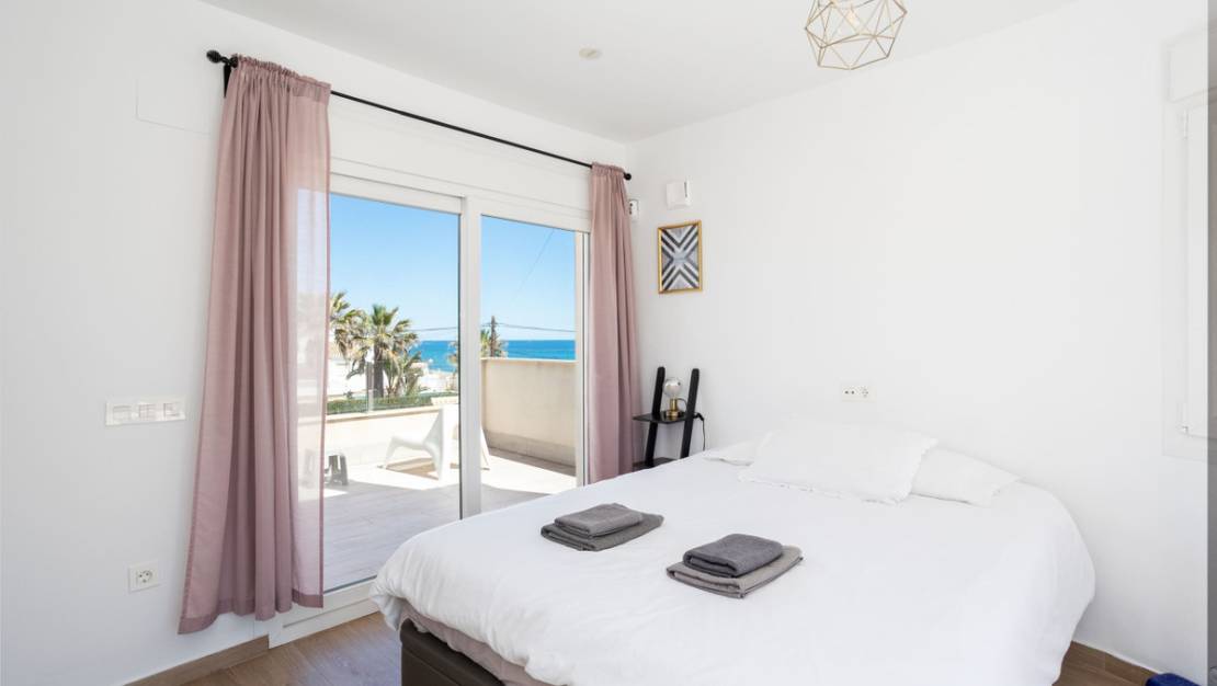 Sale - Villa - Orihuela - Playa Flamenca