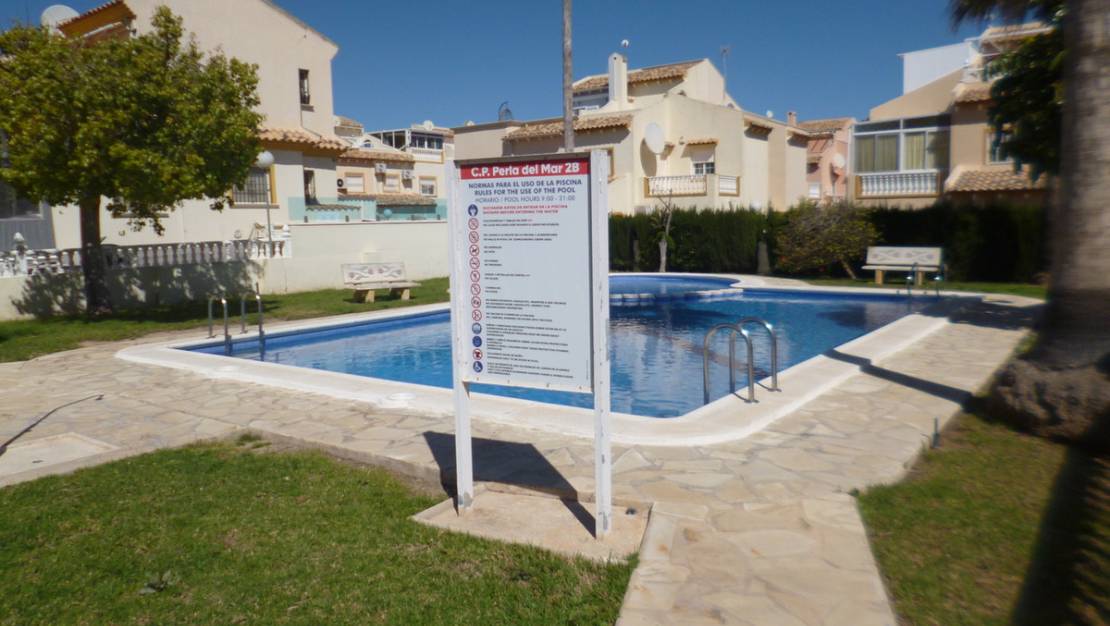 Sale - Villa - Orihuela - Playa Flamenca