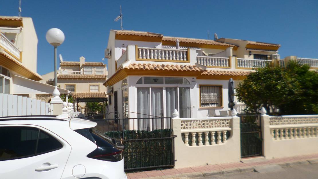 Sale - Villa - Orihuela - Playa Flamenca