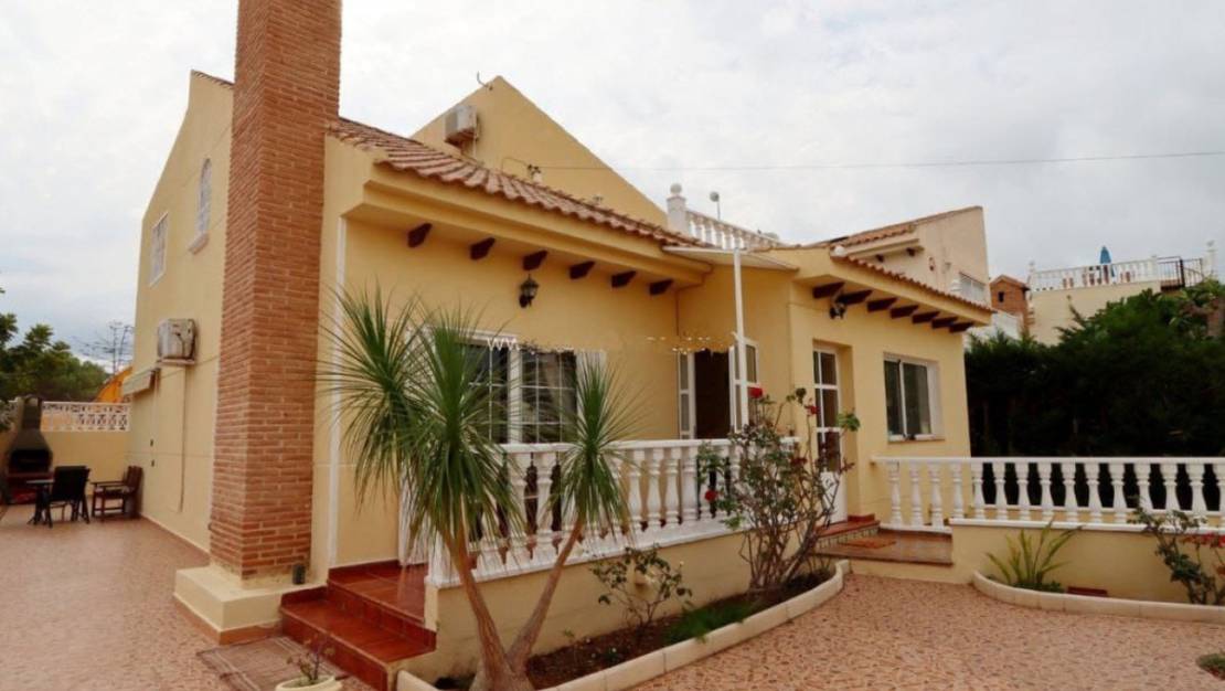 Sale - Villa - Orihuela - Playa Flamenca