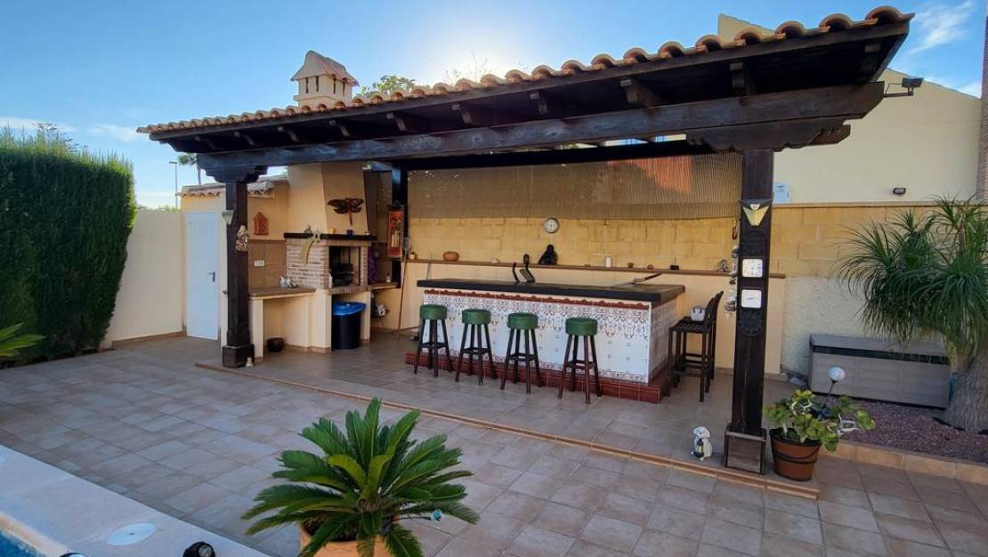 Sale - Villa - Orihuela - Playa Flamenca