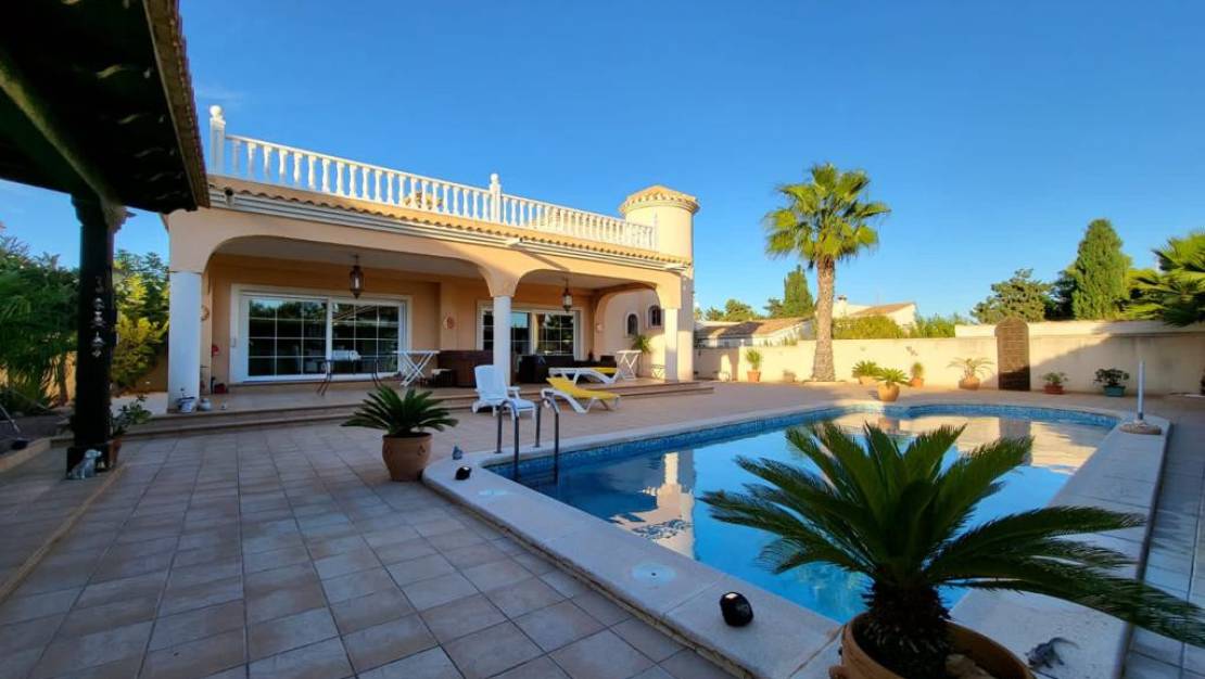 Sale - Villa - Orihuela - Playa Flamenca