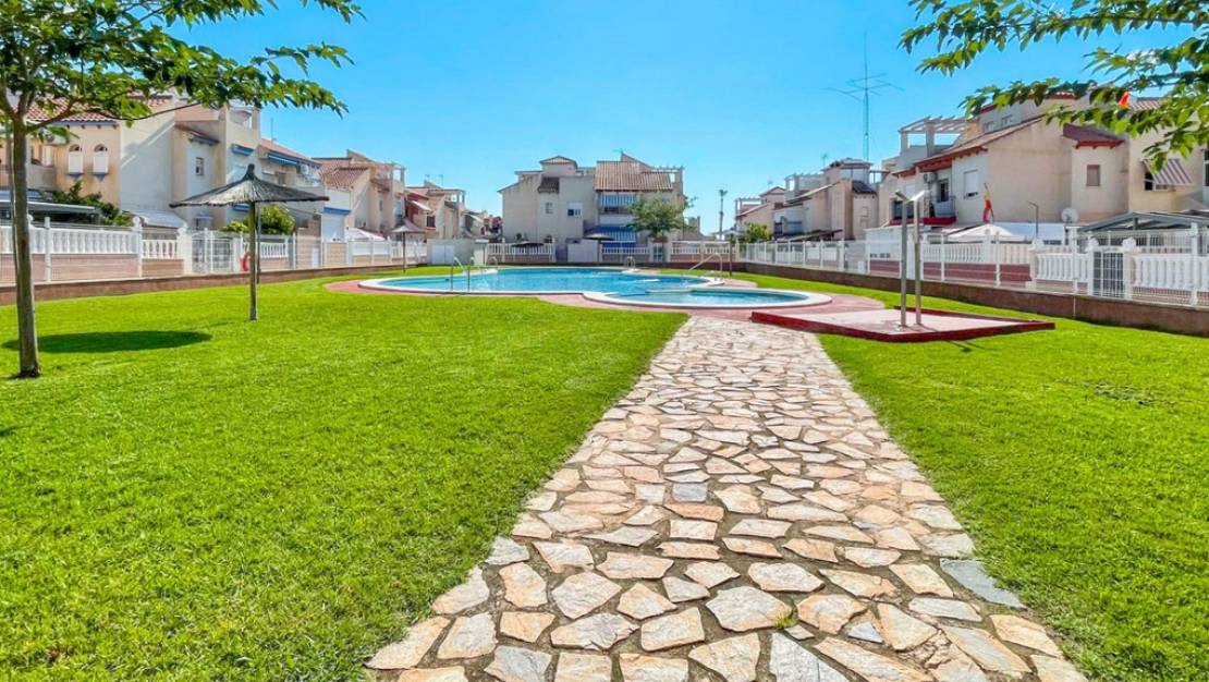Sale - Villa - Orihuela - Playa Flamenca