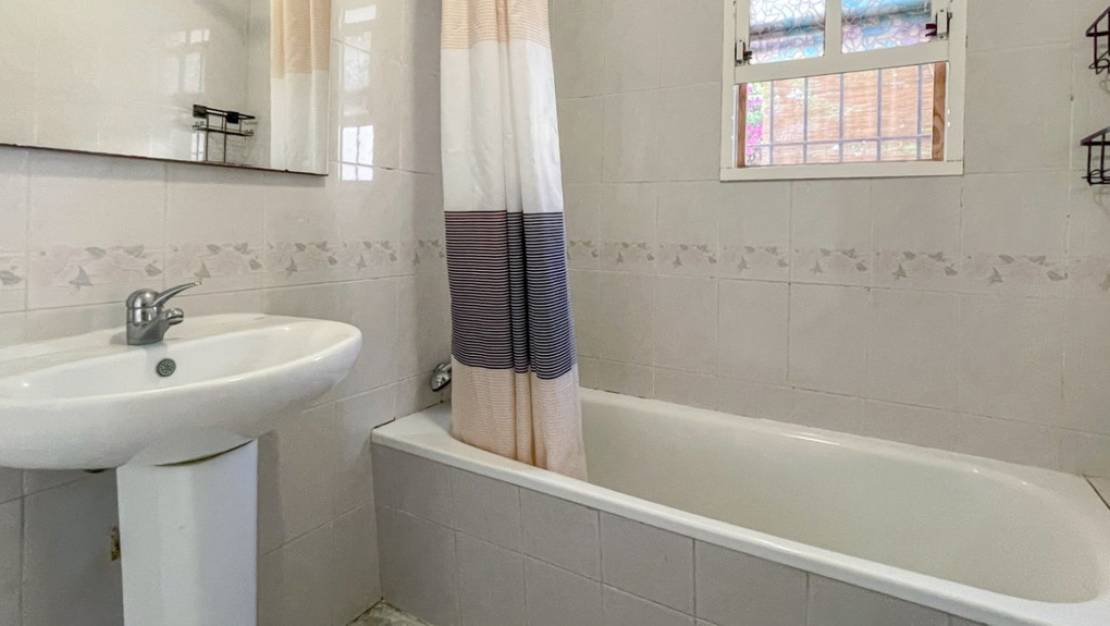 Sale - Villa - Orihuela - Playa Flamenca