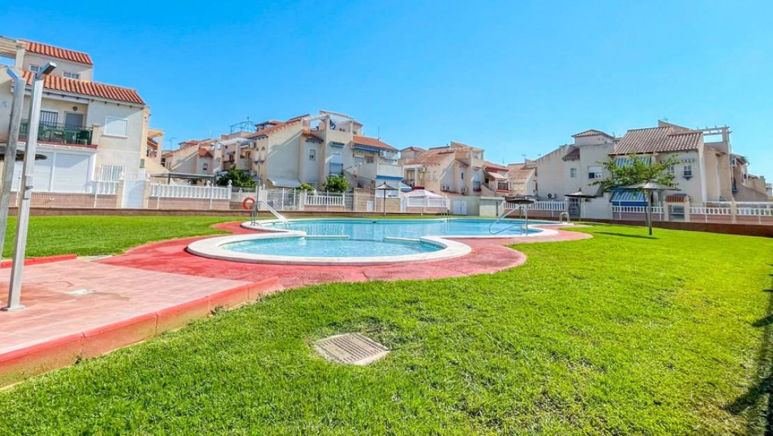 Sale - Villa - Orihuela - Playa Flamenca
