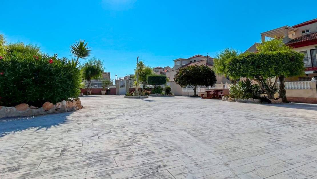 Sale - Villa - Orihuela - Playa Flamenca