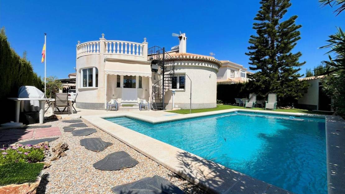 Sale - Villa - Orihuela - Playa Flamenca