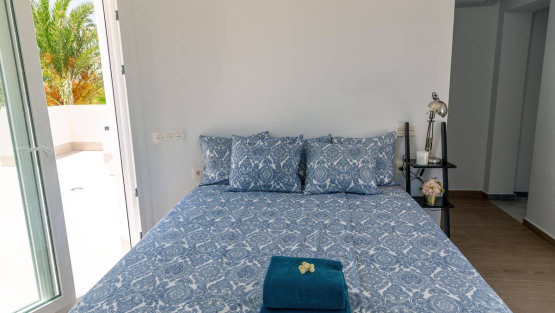 Sale - Villa - Orihuela - Playa Flamenca