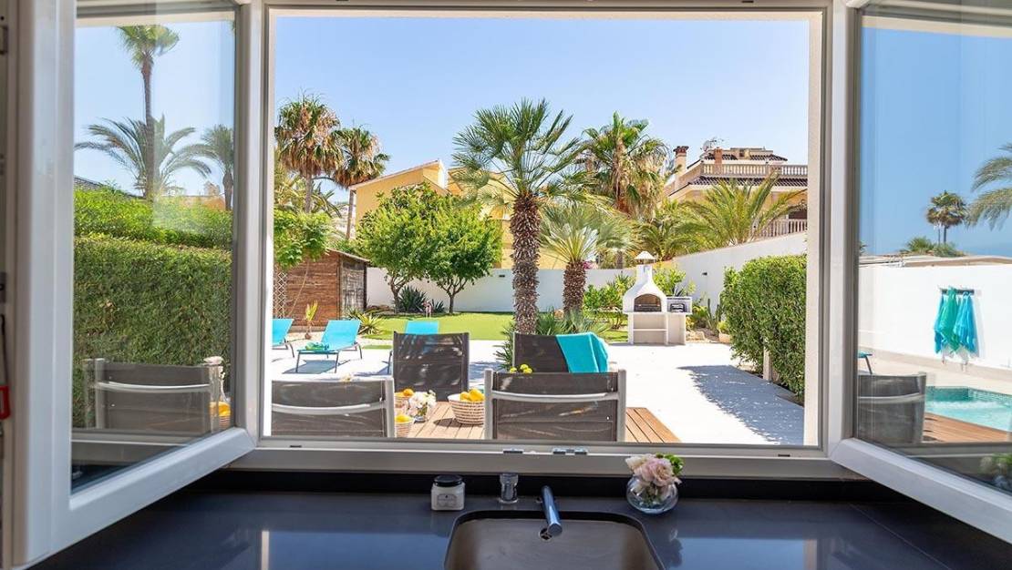 Sale - Villa - Orihuela - Playa Flamenca