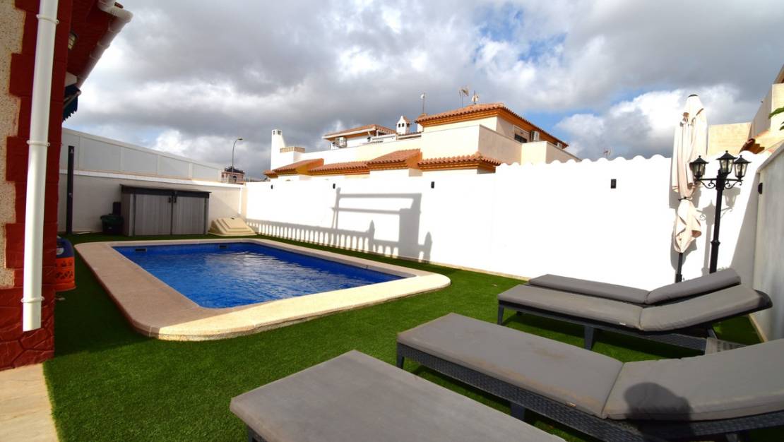 Sale - Villa - Orihuela - Playa Flamenca