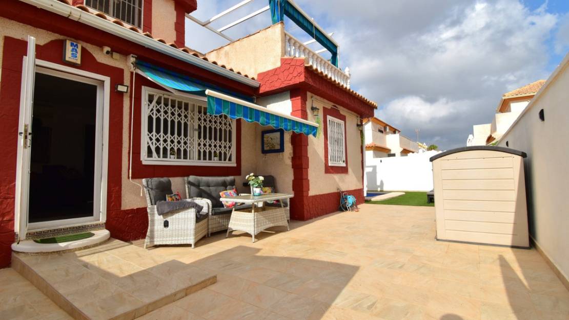 Sale - Villa - Orihuela - Playa Flamenca