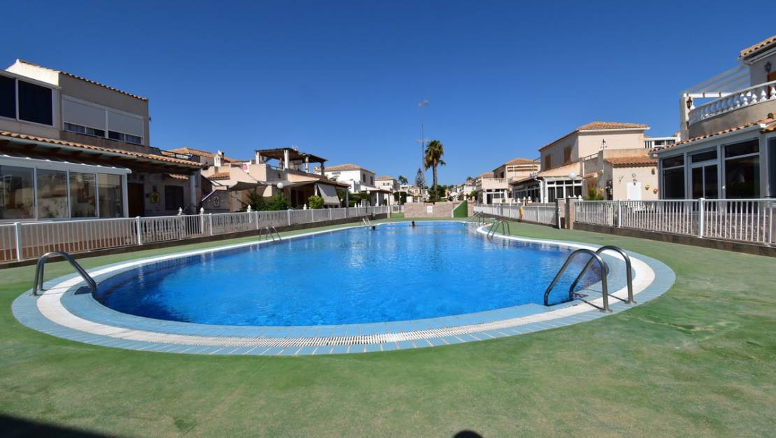 Sale - Villa - Orihuela - Playa Flamenca