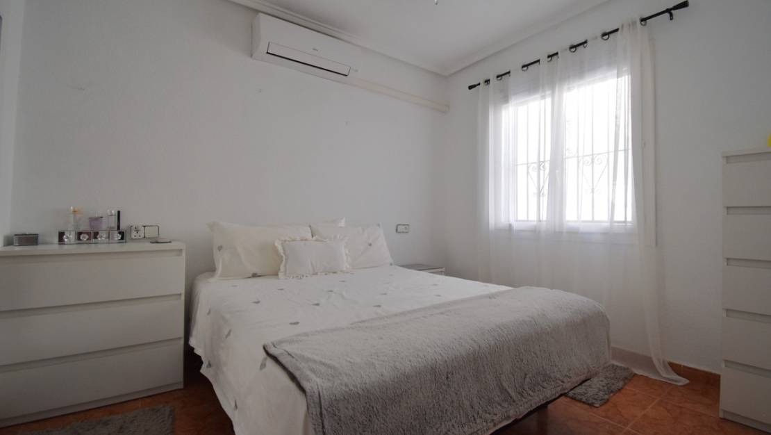 Sale - Villa - Orihuela - Playa Flamenca