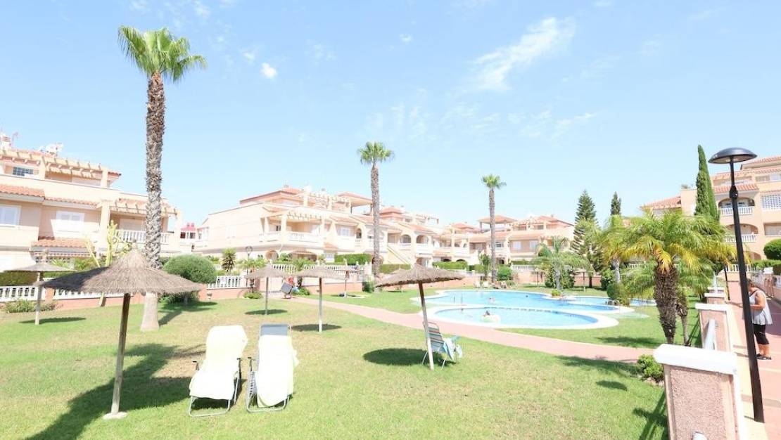Sale - Villa - Orihuela - Punta Prima