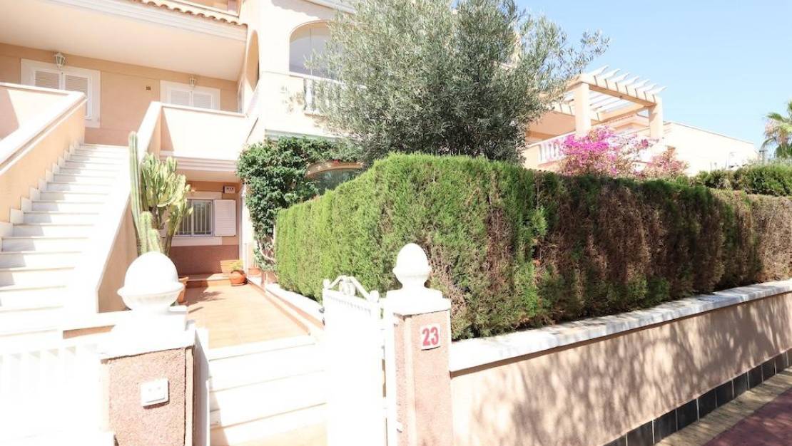 Sale - Villa - Orihuela - Punta Prima