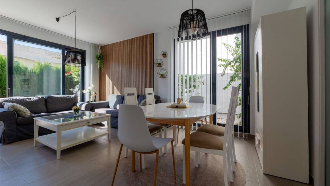 Sale - Villa - Orihuela - Punta Prima