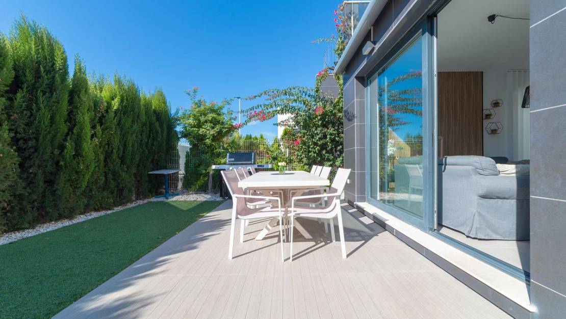 Sale - Villa - Orihuela - Punta Prima