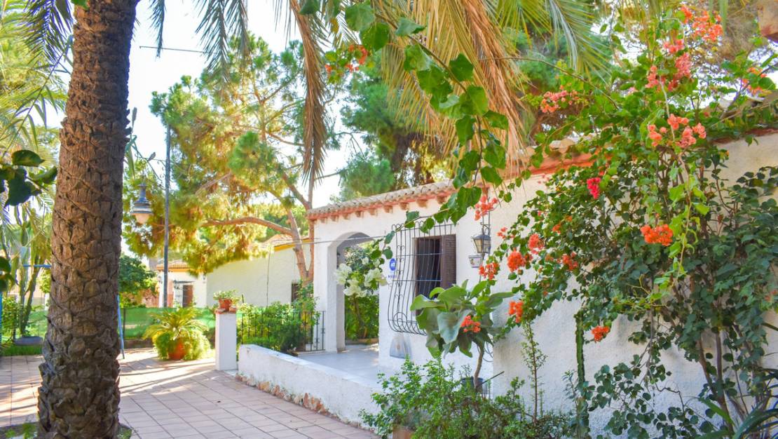 Sale - Villa - Orihuela - Punta Prima