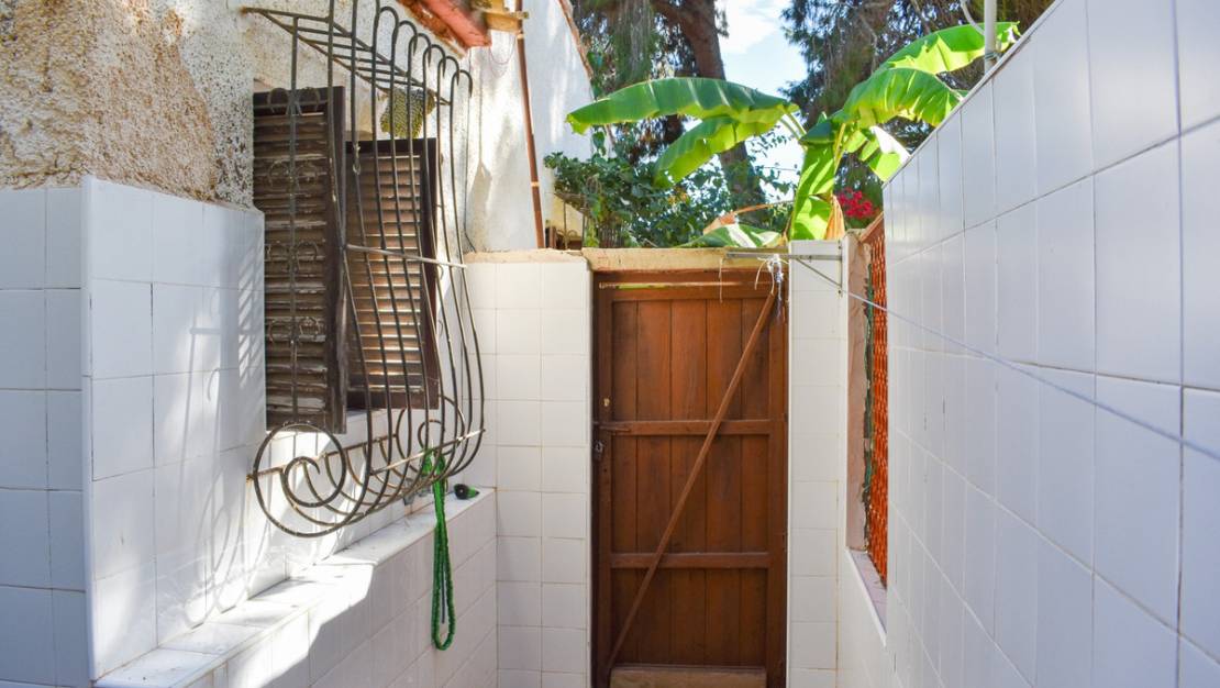 Sale - Villa - Orihuela - Punta Prima