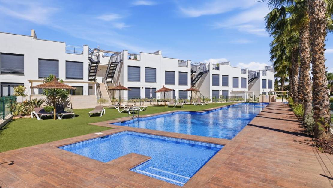 Sale - Villa - Orihuela - Punta Prima