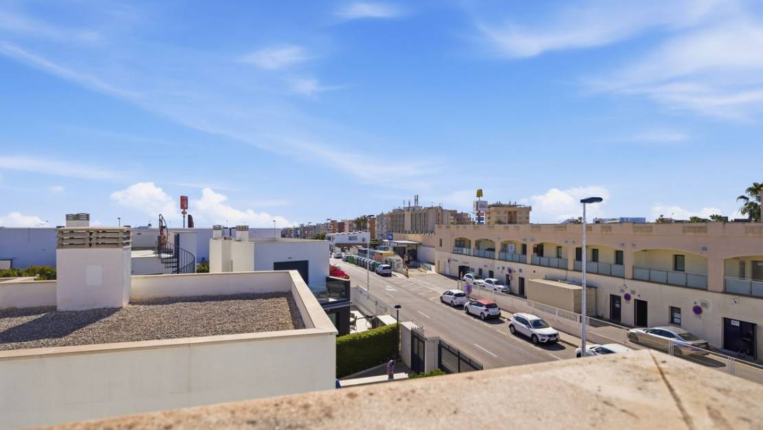 Sale - Villa - Orihuela - Punta Prima