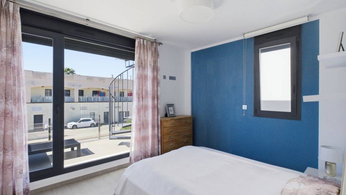 Sale - Villa - Orihuela - Punta Prima