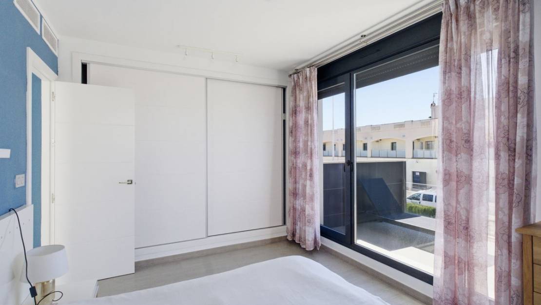 Sale - Villa - Orihuela - Punta Prima