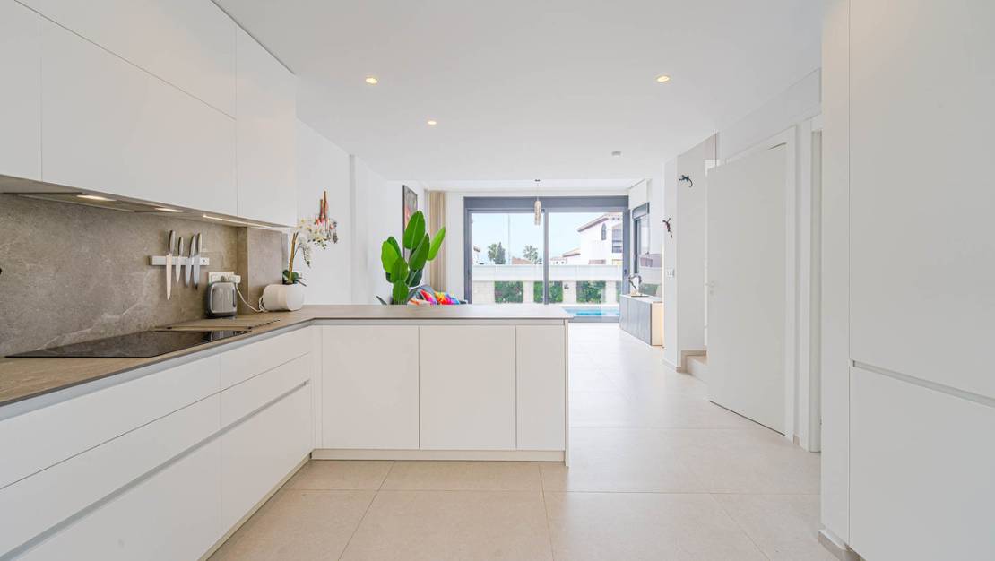 Sale - Villa - Orihuela - Punta Prima