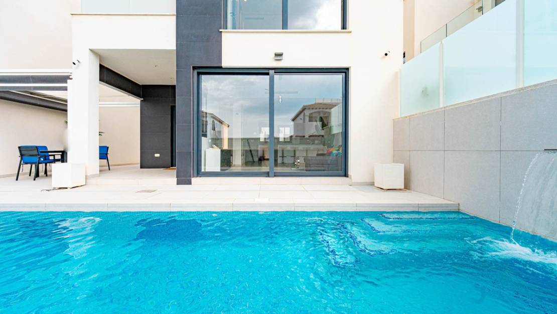 Sale - Villa - Orihuela - Punta Prima
