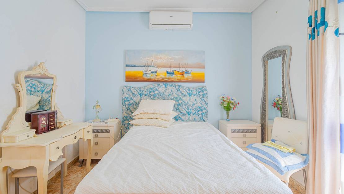 Sale - Villa - Orihuela - Punta Prima
