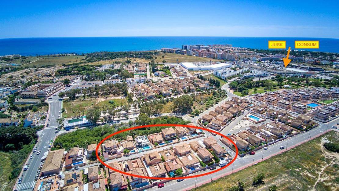Sale - Villa - Orihuela - Punta Prima