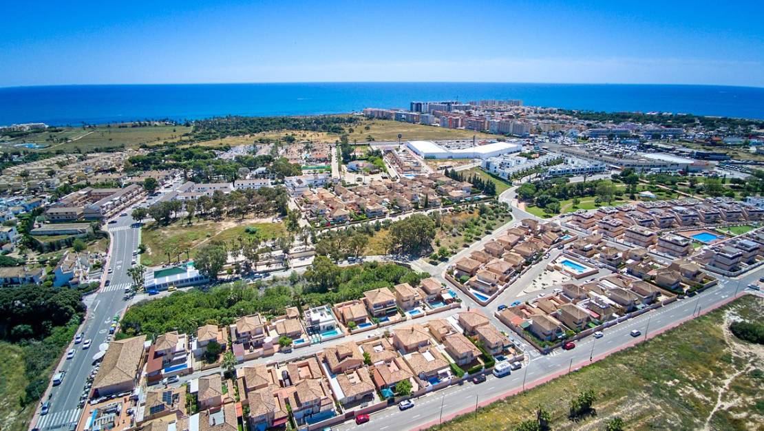 Sale - Villa - Orihuela - Punta Prima