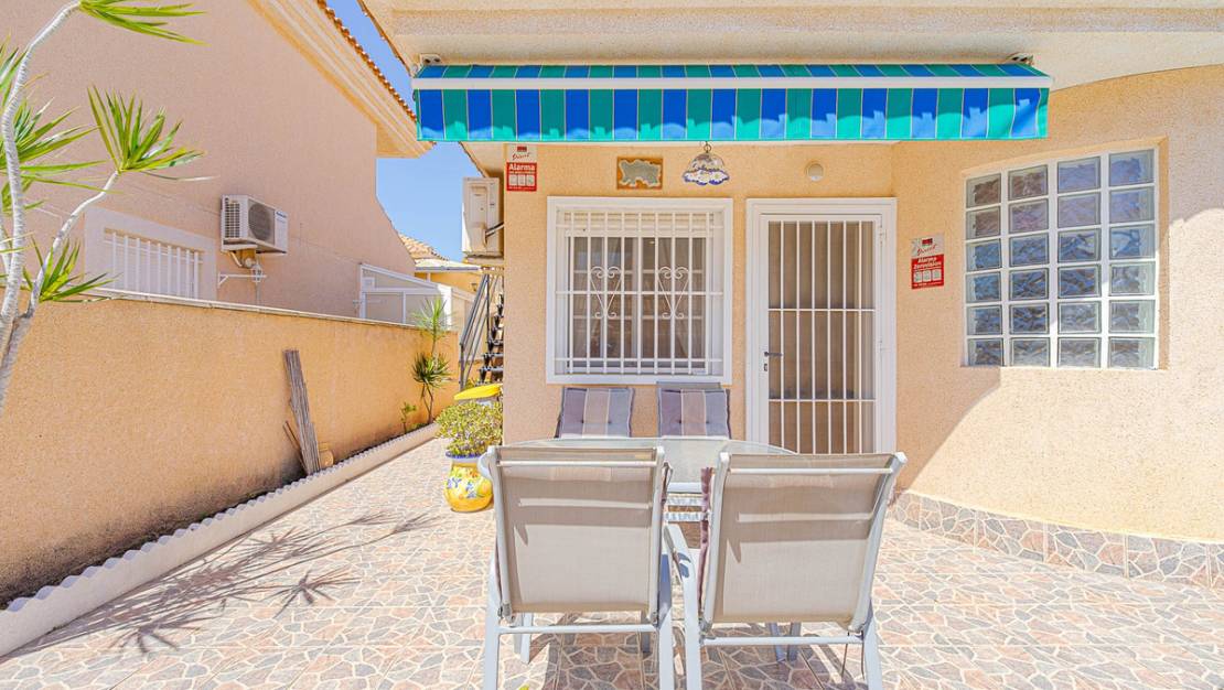 Sale - Villa - Orihuela - Punta Prima