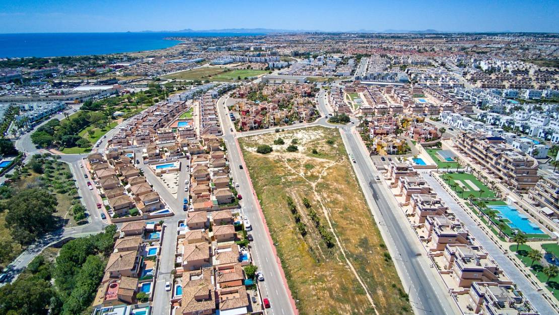 Sale - Villa - Orihuela - Punta Prima