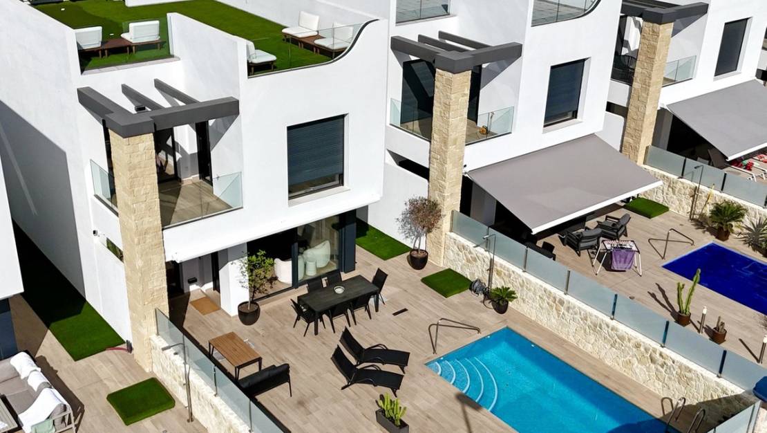 Sale - Villa - Orihuela - Punta Prima