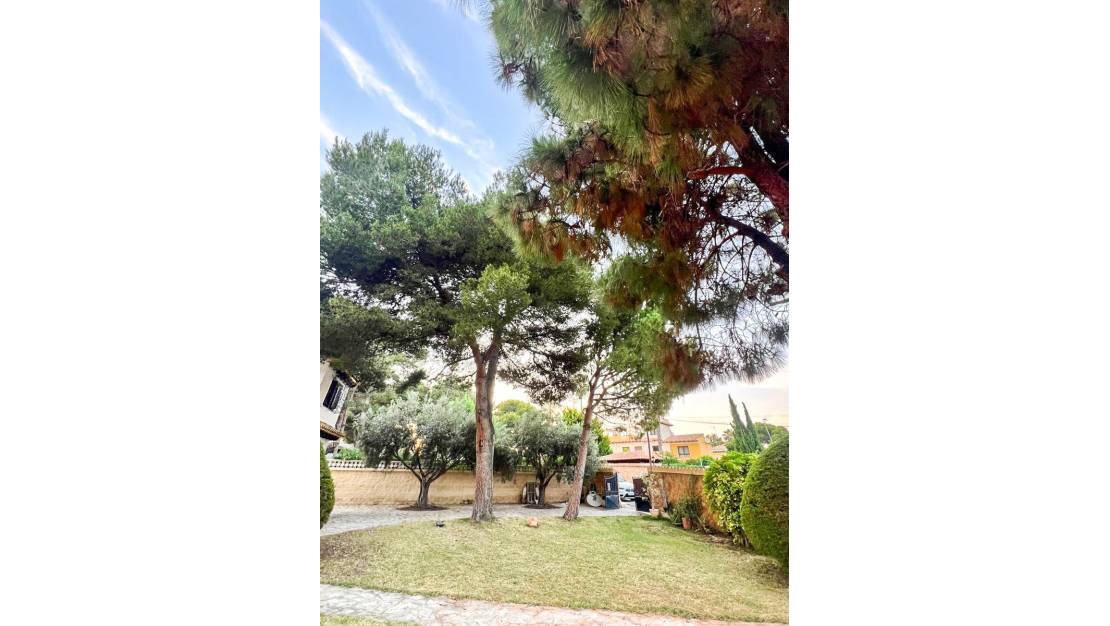 Sale - Villa - Orihuela - Punta Prima