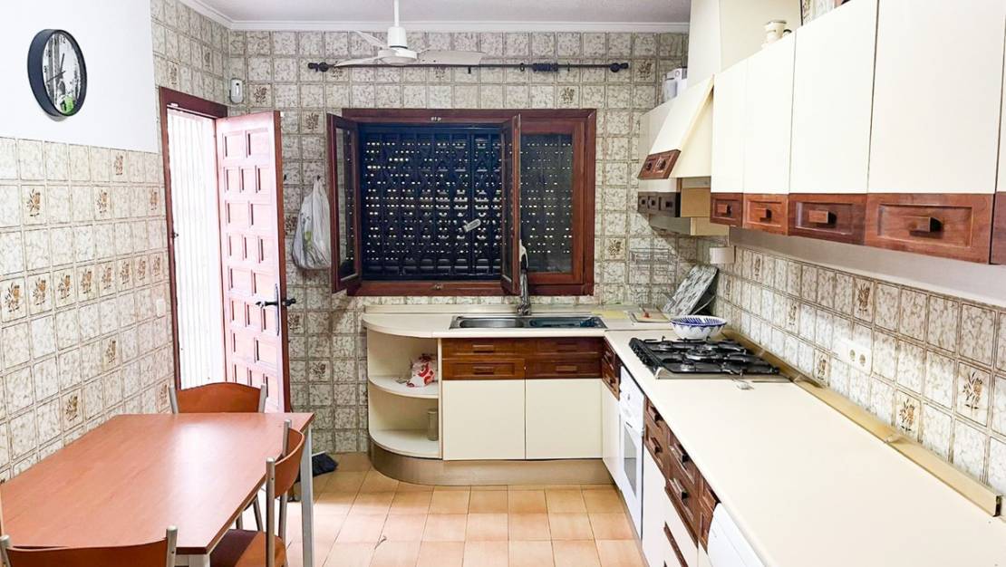 Sale - Villa - Orihuela - Punta Prima
