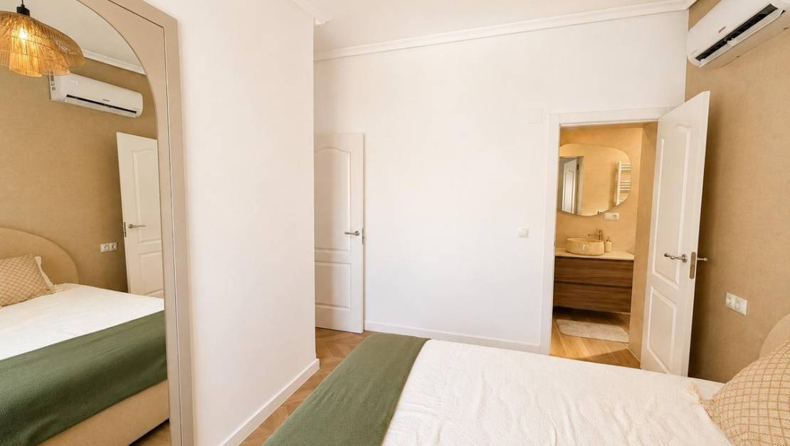 Sale - Villa - Orihuela - Punta Prima