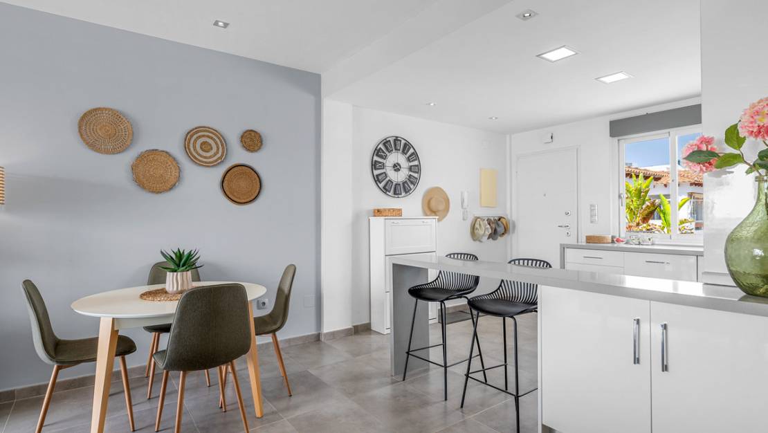 Sale - Villa - Orihuela - Punta Prima