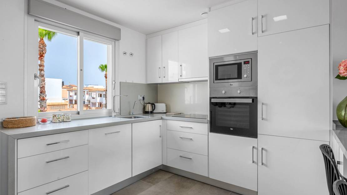 Sale - Villa - Orihuela - Punta Prima