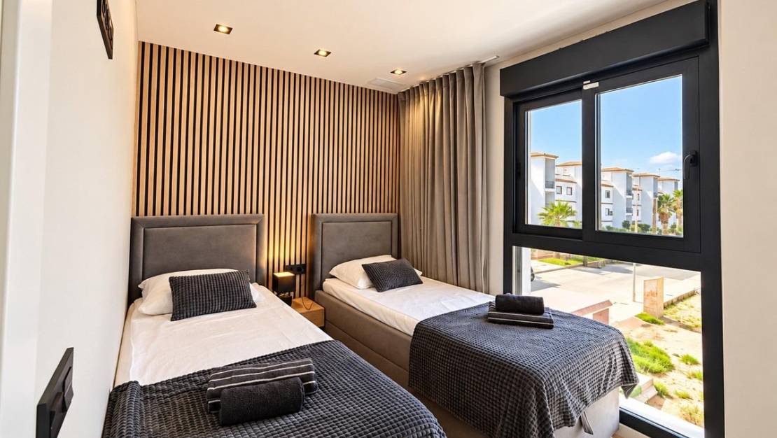 Sale - Villa - Orihuela - Punta Prima