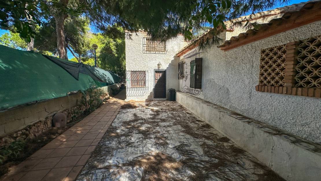 Sale - Villa - Orihuela - Punta Prima