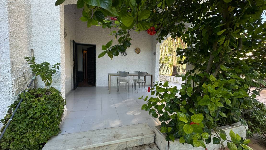 Sale - Villa - Orihuela - Punta Prima