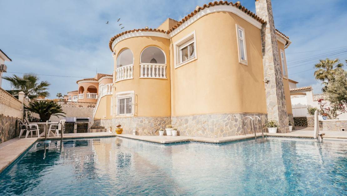 Sale - Villa - Orihuela - Villamartin