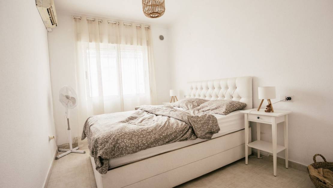Sale - Villa - Orihuela - Villamartin