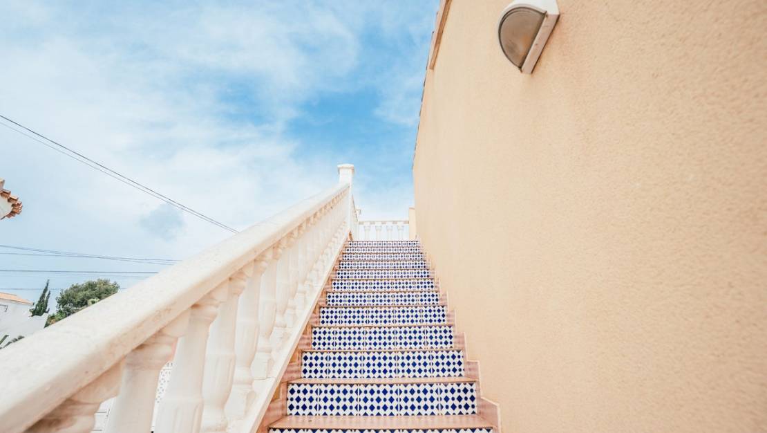 Sale - Villa - Orihuela - Villamartin