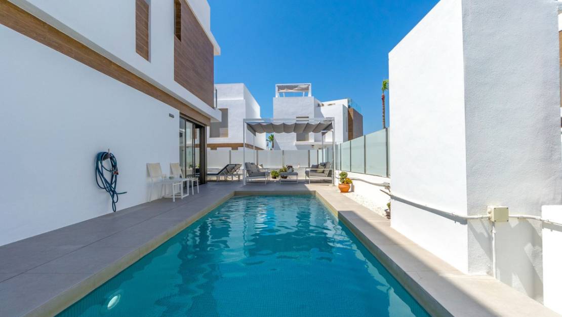 Sale - Villa - Orihuela - Villamartin
