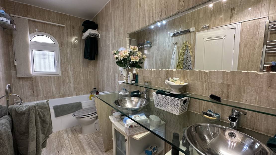 Sale - Villa - Orihuela - Villamartin