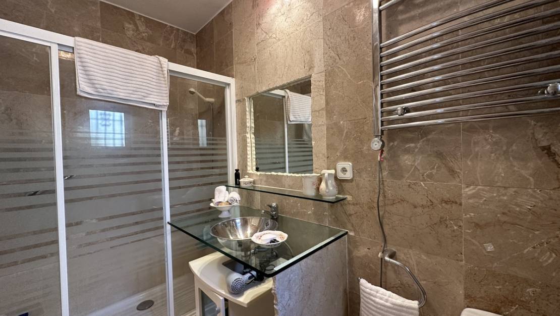 Sale - Villa - Orihuela - Villamartin